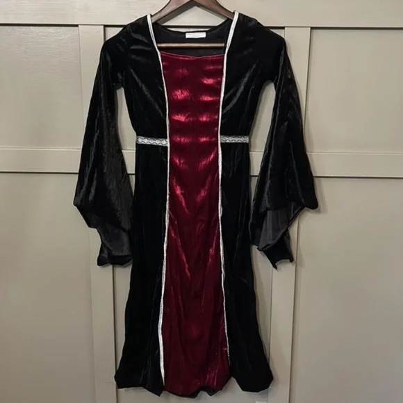California Costume Vampire Girl Halloween Costume Red & Black Velvet Dress 8-10 - Picture 1 of 13
